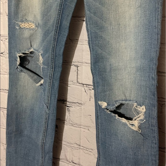 Hollister Medium Wash Distressed Skinny Jeans - Picture 5 of 6